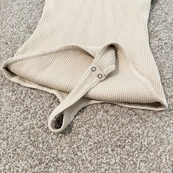 Abercrombie Ribbed Knit Strappy Sweater Thong Bodysuit Top Tan Beige Size Large - Picture 3 of 7